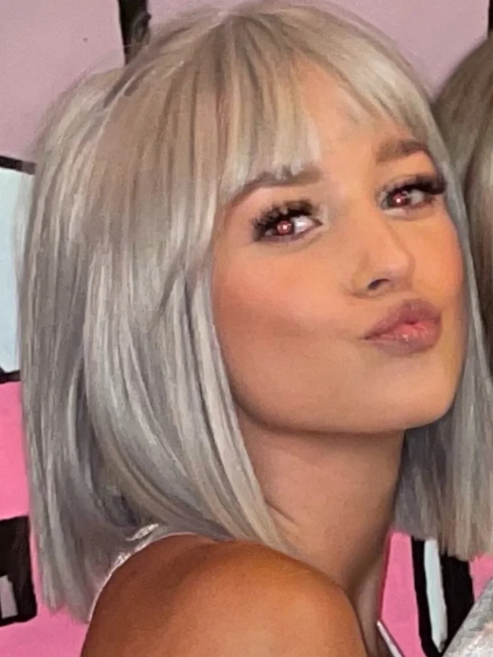 Silver Straight Bob Wig with Blunt Fringe